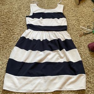 Women’s dress
